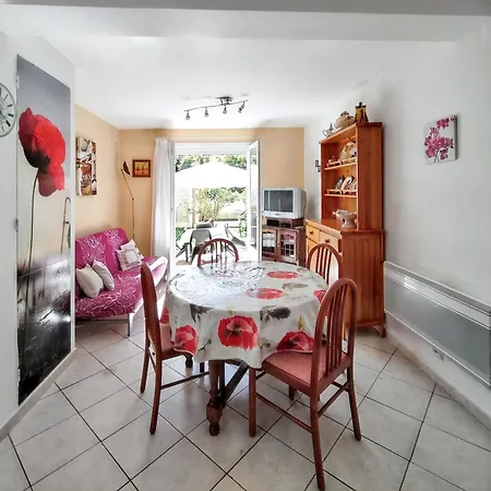 アパート Cosy A Sirach Avec Vue Sur La Montagne 44 M²
